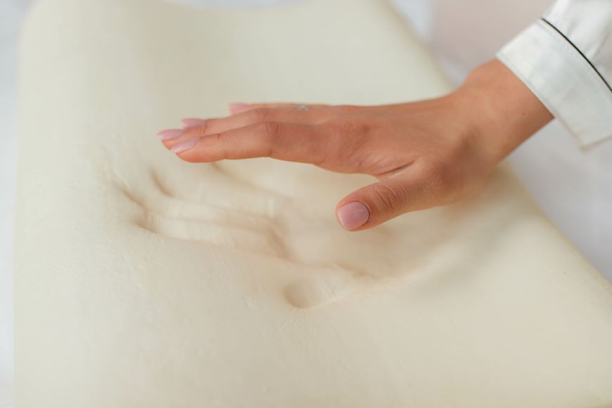 Poduszka ortopedyczna Air Cloud Touch Memory-Latex
